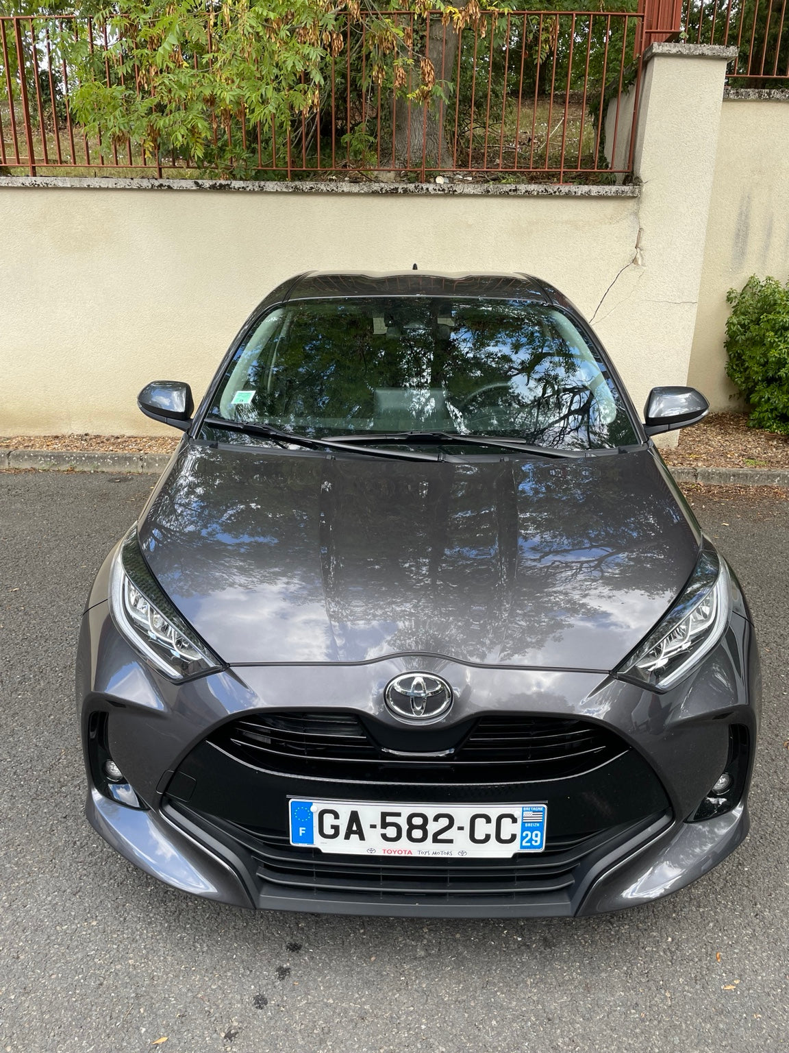 Toyota Yaris IV Design 1.5 Essence 130ch – 2021